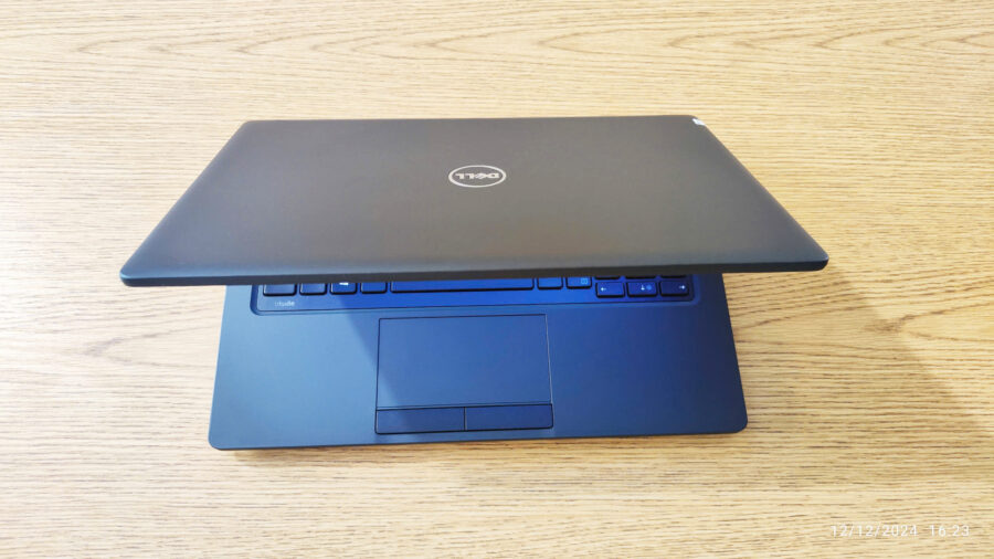 # 685 Laptop dell i5 nhỏ gọn đẹp như mới