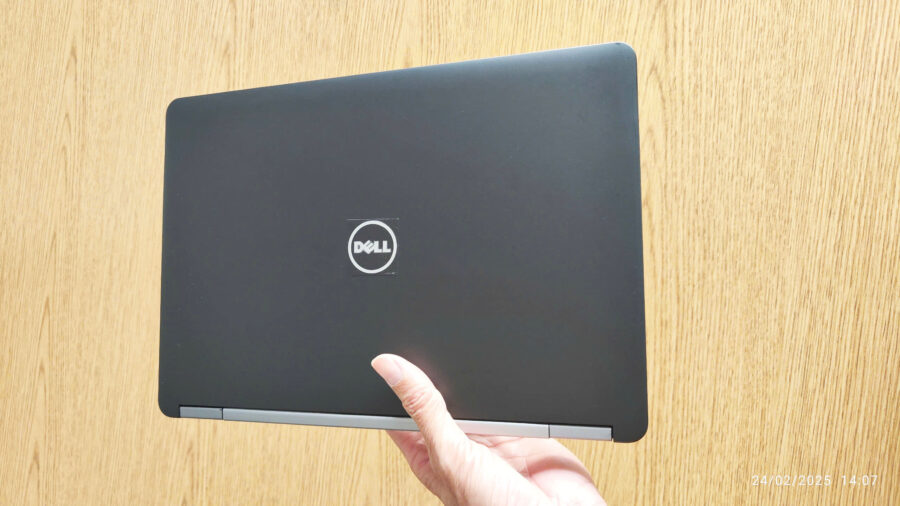 #728 Laptop dell i5 pin siêu bền 9 giờ xem phim