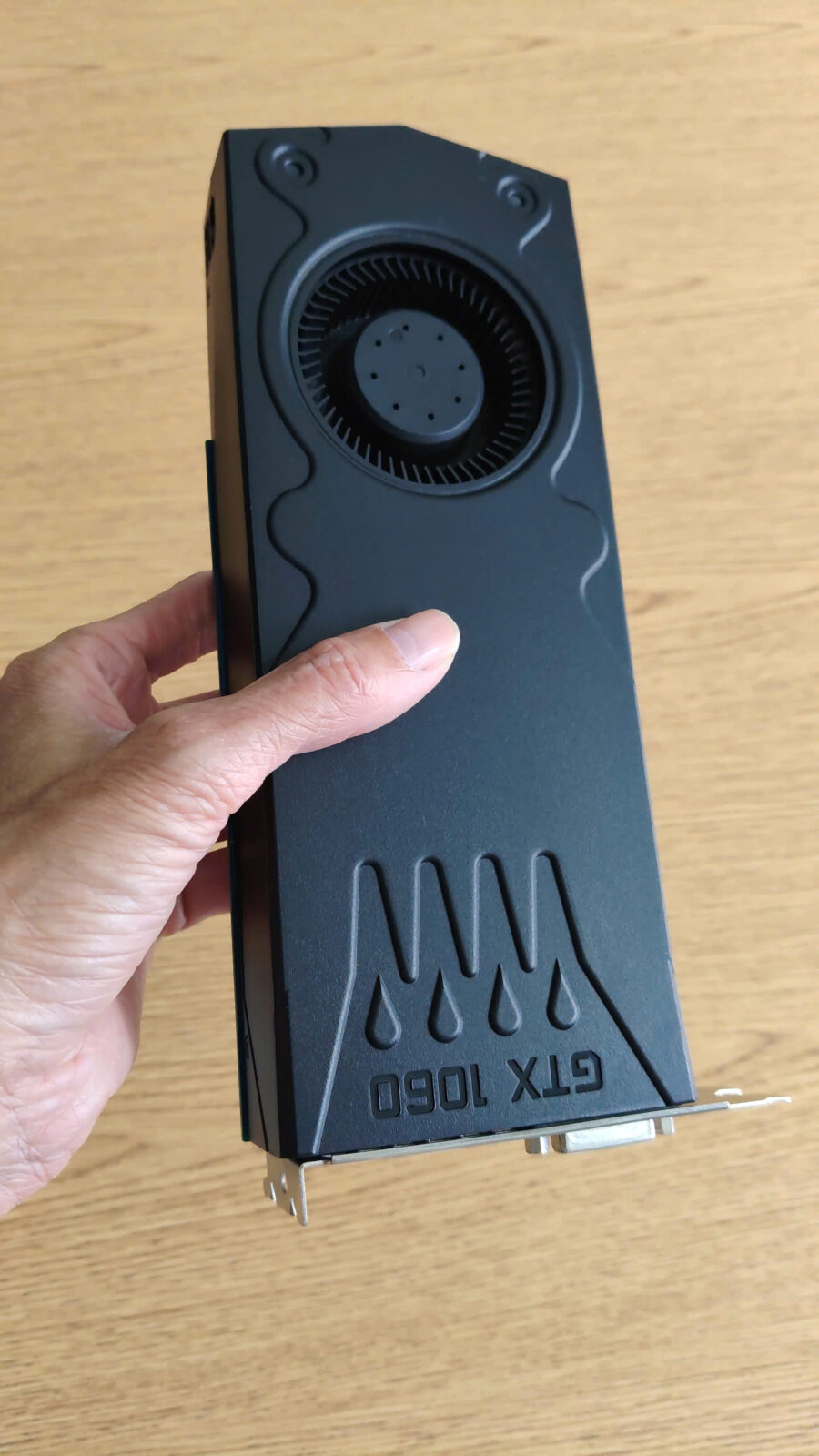1 Vga cạc màn hình rời các loại
