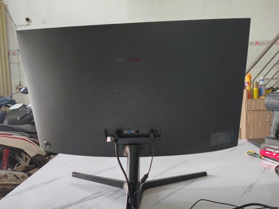 Màn hình máy tính các loại
