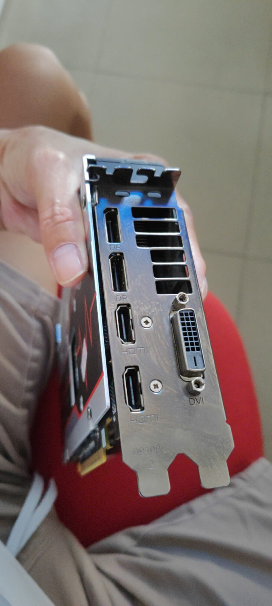 3 Vga cạc màn hình rời các loại