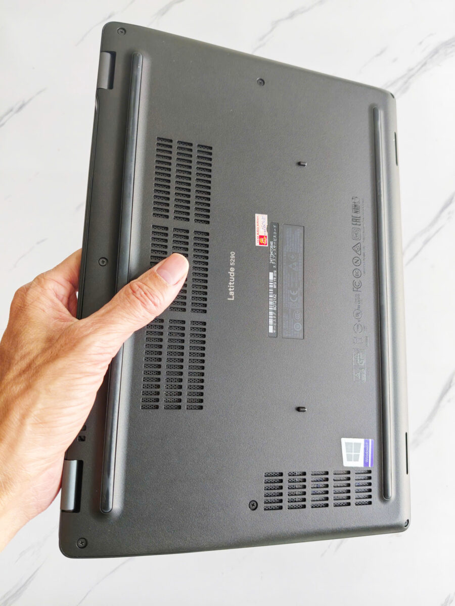 #1039 Laptop dell i5 thế hệ 8 nhỏ gọn cho sinh viên