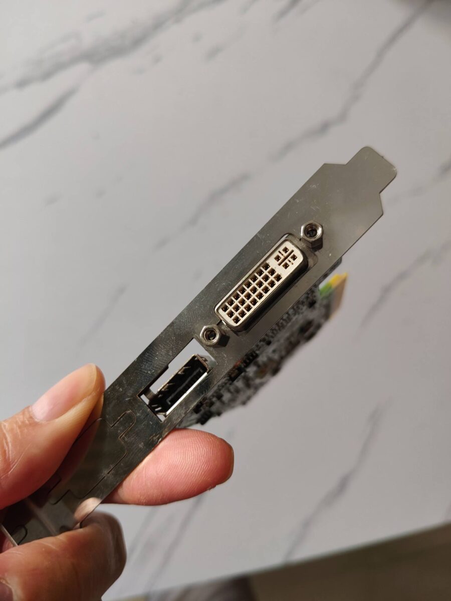 689819872_2625205767895160_524780629864048386_n Vga cạc màn hình rời các loại