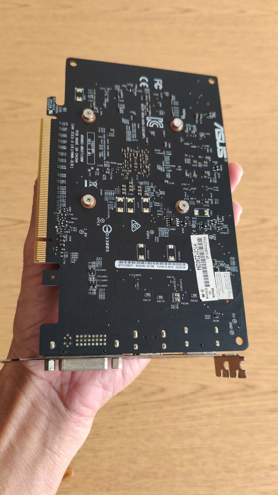 z7387050775277_119297a0c4464f775e78ecca3a3dc162 Vga cạc màn hình rời các loại