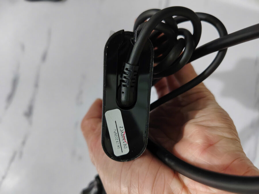 z7596713643125_f7c1d732a92d062de367917ddf8e73fc Xạc Adapter laptop