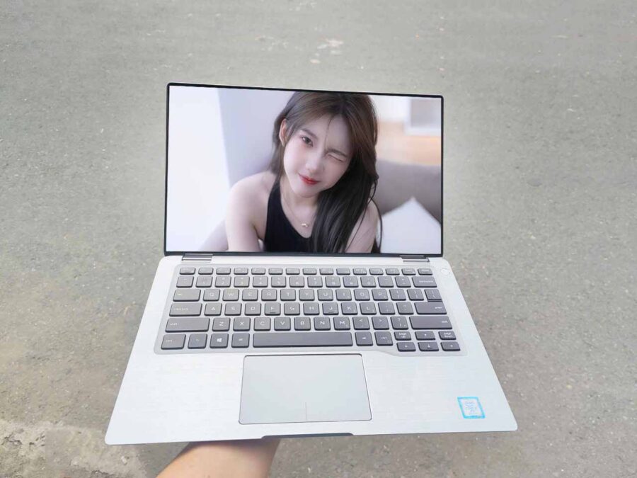 1 #1101 Laptop dell màn cảm ứng xoay 360