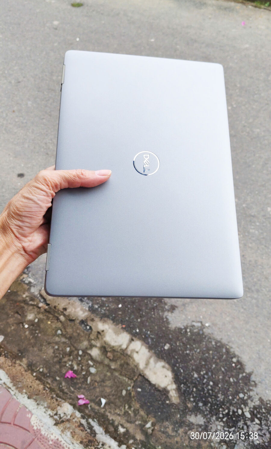 #1109 Laptop Dell i7 gen 11 kèm windows bản quyền