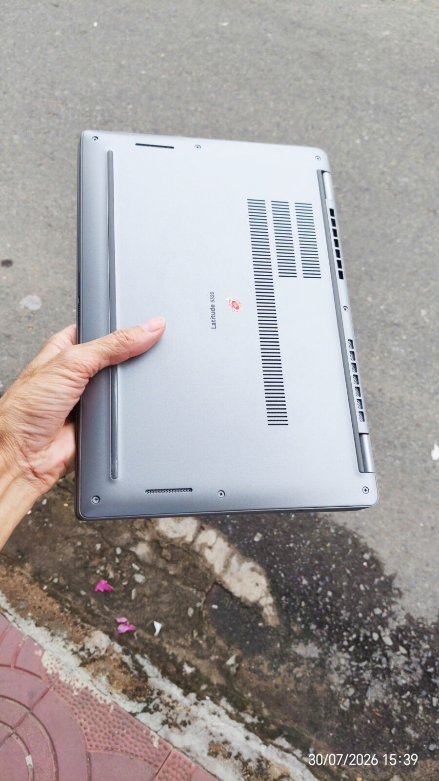 #1109 Laptop Dell i7 gen 11 kèm windows bản quyền