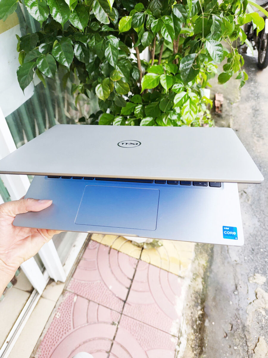 1 #1150 Laptop dell i5 đời 2021 đẹp như mới