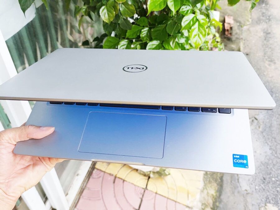 1 #1150 Laptop dell i5 đời 2021 đẹp như mới