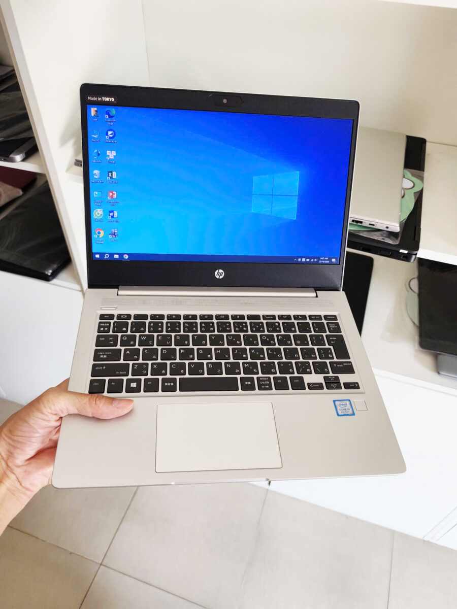 1 #1170 Laptop hp i5 trắng đẹp ngọc trinh