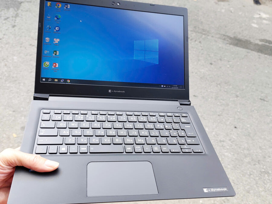 1 #1172 Laptop Dynabook i5 thế hệ 10 đẹp keng