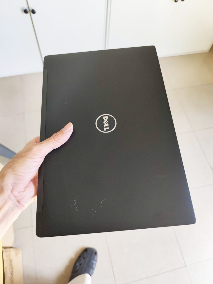 #1162 Laptop dell i5 chính hảng