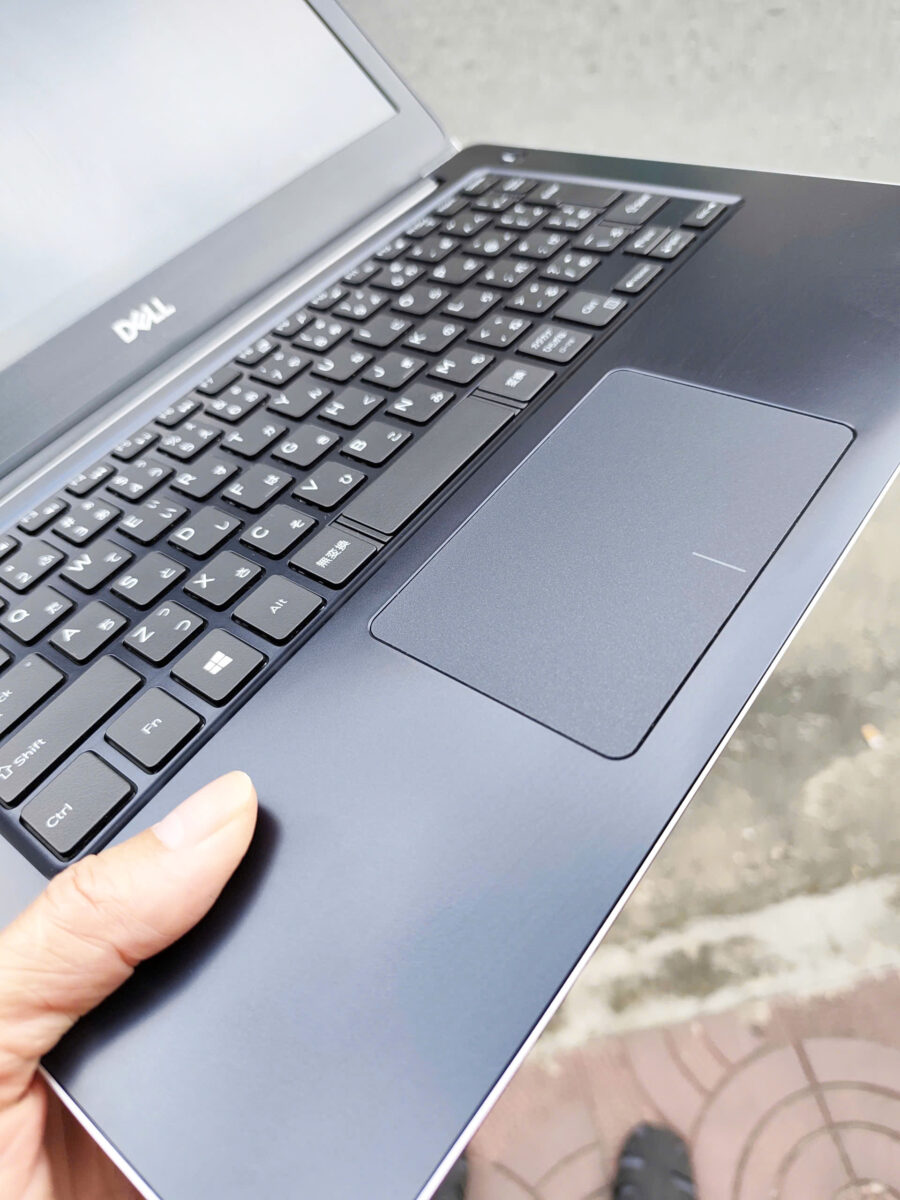 2 #1166 Laptop dell i5 vỏ nhôm máy bay siêu bền